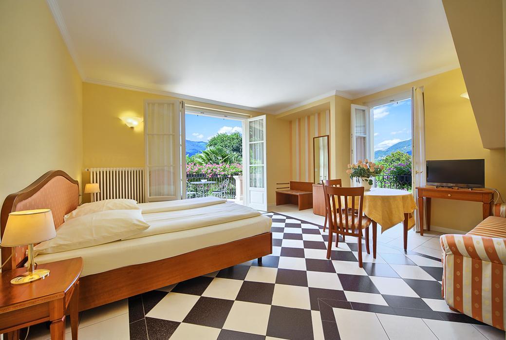 Hotel Villa Delle Palme Cannobio Bagian luar foto