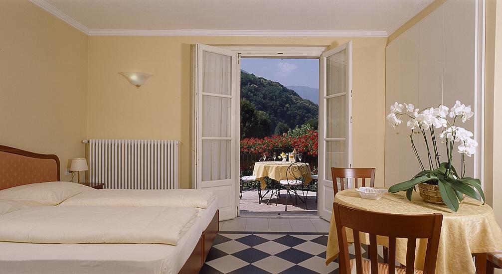 Hotel Villa Delle Palme Cannobio Bagian luar foto